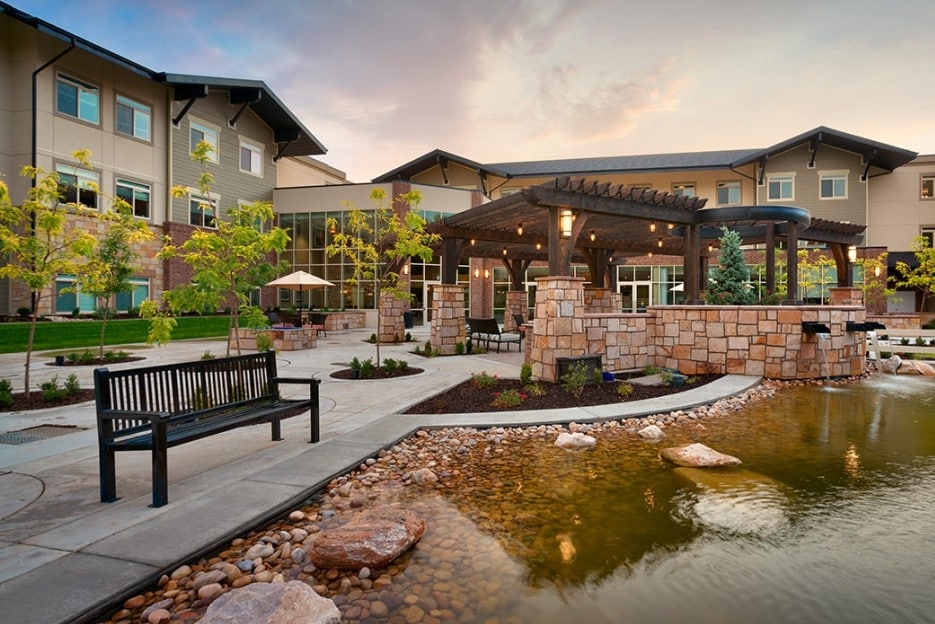 Courtyard | Creekside Assisted & Senior Living in Bountiful, Utah
